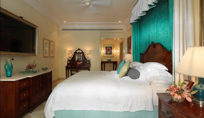 Luxury Dolphin Suite Room 2 (from balcony) LR